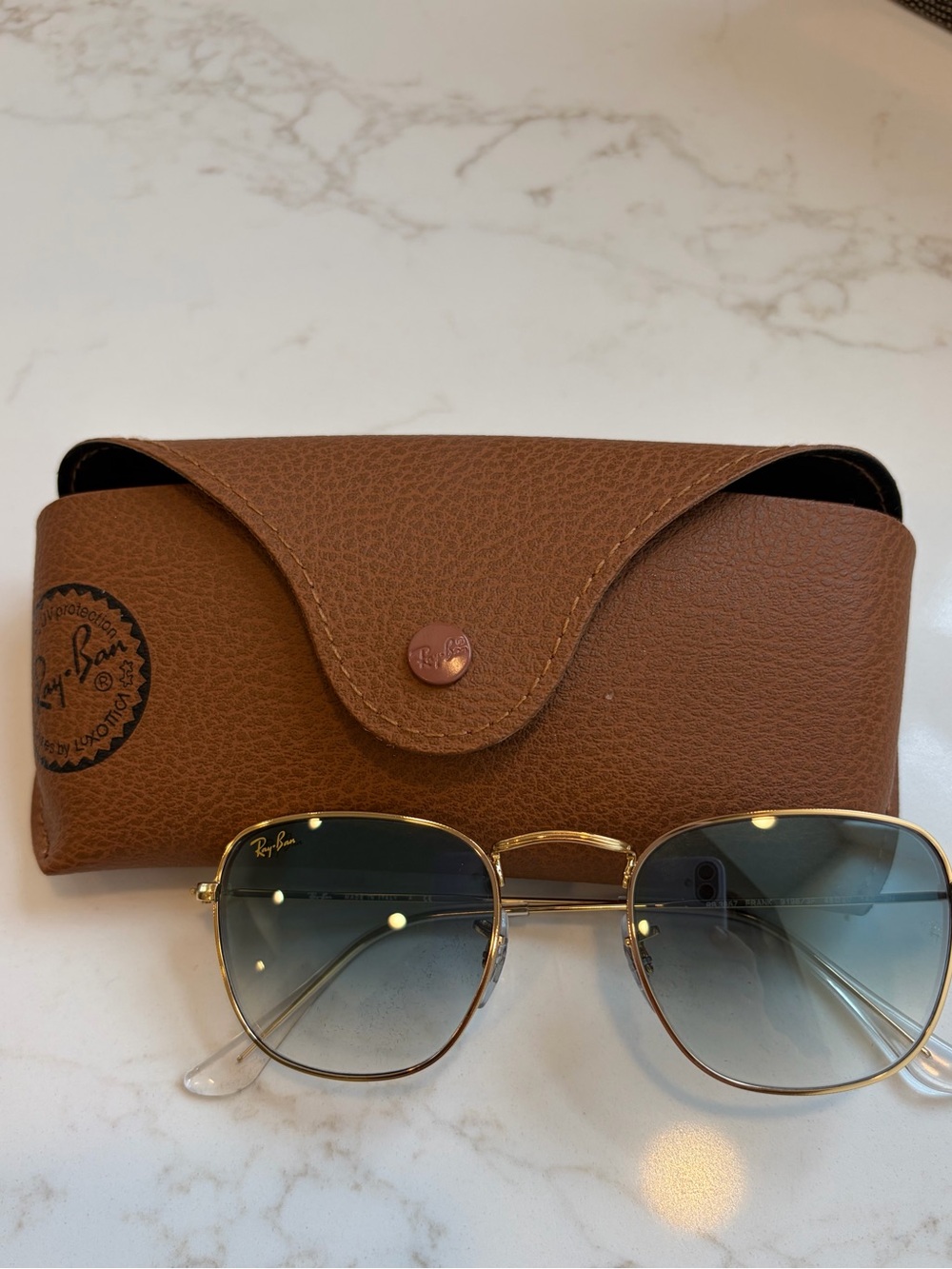Ray-Ban Women Gold Frame Gradient Blue Lens Sunglasses with Brown Case